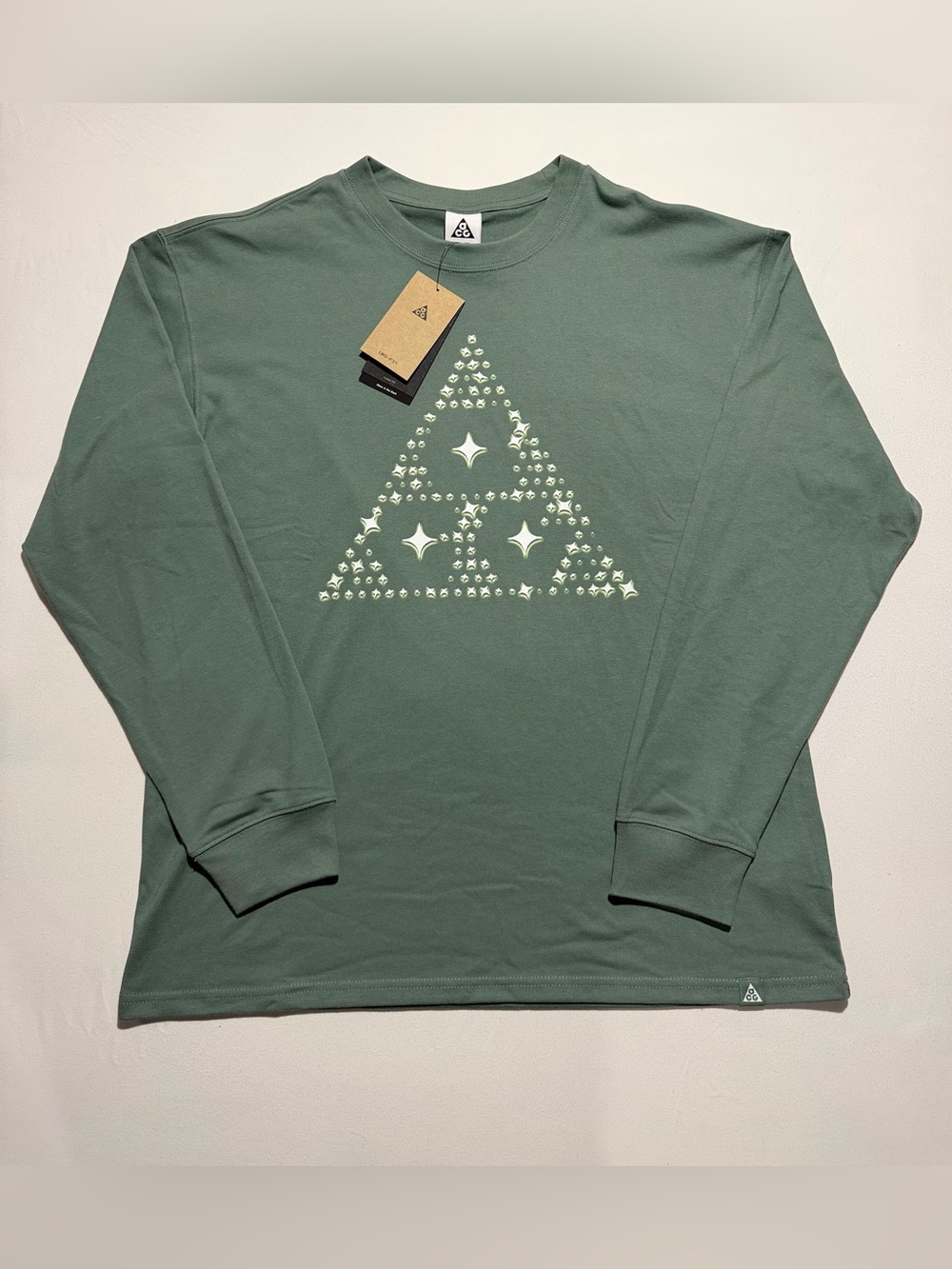 Nike ACG Long Sleeve Shirt Clay Green HV2176-364 Men’s Size Medium